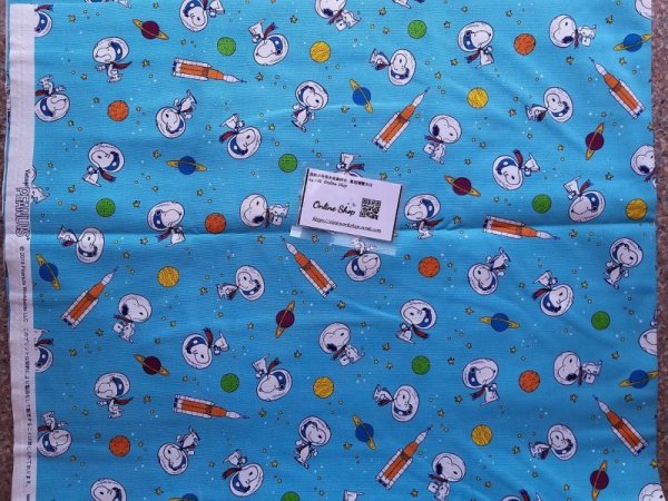 Photo3: ➖ 減價品｜‼️不適用於 滿 $350 包郵 及 滿 $600 減 $30｜💢 接近半米 ~ 48 x 108 cm 現貨｜🇯🇵 日本布｜牛津布｜宇宙遊泳｜Snoopy  (3)