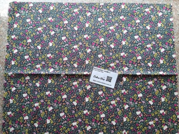 Photo5: ➖ 減價｜‼️不適用於 滿 $350 包郵 及 滿 $600 減 $30｜💢 0.5m 現貨｜🇯🇵 日本製｜Liberty ~ 柔軟 、輕盈｜45週年版｜Hello Kitty and 🍓 Strawberry Garden｜2021  (5)