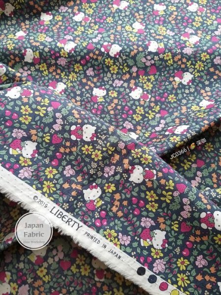 Photo2: ➖ 減價｜‼️不適用於 滿 $350 包郵 及 滿 $600 減 $30｜💢 0.5m 現貨｜🇯🇵 日本製｜Liberty ~ 柔軟 、輕盈｜45週年版｜Hello Kitty and 🍓 Strawberry Garden｜2021  (2)