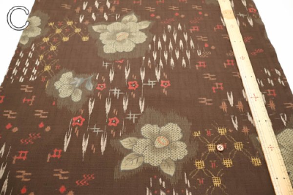 Photo4: 【1米 價格】🟡日本製｜💢 非 現貨｜100% 棉 ~ 薄 南十字面料｜拔染印花  和風 和柄 山茶花 椿｜2025年 5月 (4)