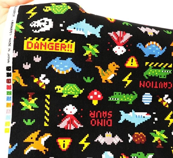 Photo2: 【1米 價格】🟤日本製｜💢 非 現貨｜🇯🇵 日本製｜100% 棉 ~ 牛津布｜大白鯊 恐龍 像素 ｜2025年 10月 (2)