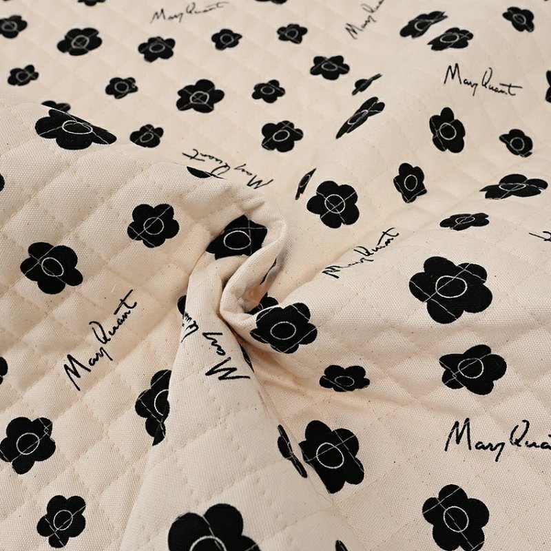 Photo4: 【日本選物｜預訂商品（約15–20日到貨）】🔴日本製｜絎縫 車棉布｜MARY QUANT 迷你雛菊 花朵｜2026年 (4)