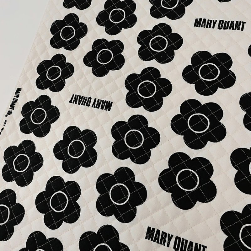 Photo3: 【日本選物｜預訂商品（約15–20日到貨）】🔴日本製｜絎縫 車棉布｜MARY QUANT 雛菊 花朵｜2026年 (3)