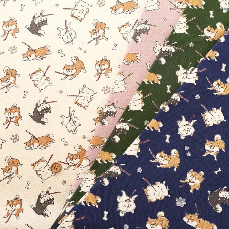 Photo1: 🐶抗拒散步的柴犬【日本選物｜預訂商品（約 20 日到貨）】🟡日本製｜100% 棉 ~ 牛津布｜動物 柴犬 狗骨頭｜2026年 7月 (1)