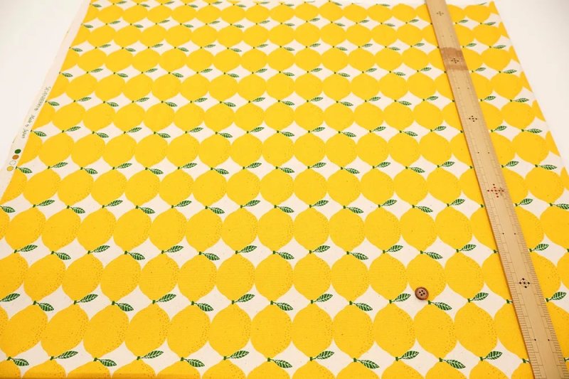 Photo2: 🍋檸檬【日本選物｜預訂商品（約 20 日到港）】🟡日本製｜100% 棉 牛津布｜lemon 圖案大約 有 6-7cm ｜2026年 9月 (2)