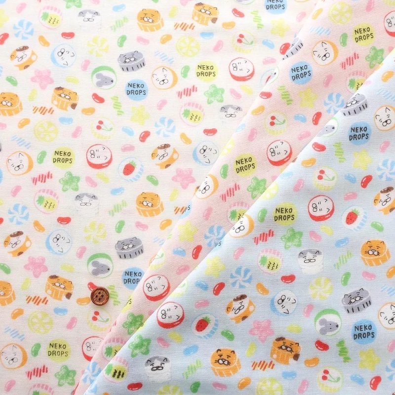 Photo1: 🐱 愉快貓咪系列【日本選物｜預訂商品（約 20 日到港）】🟤日本製｜100%棉 雙層紗布 ｜Cotton Kobayashi 貓咪臉孔與繽紛糖果｜2026年 10月 (1)
