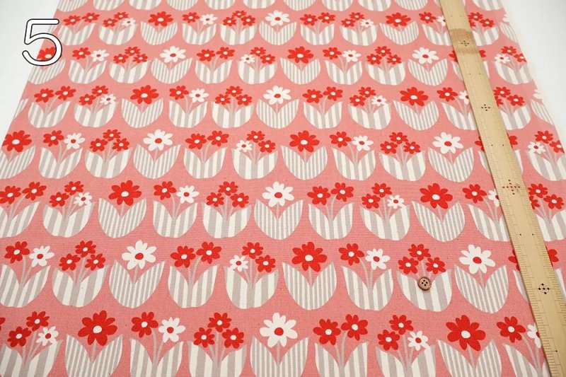 Photo8: 🌷鬱金香與小花【日本選物｜預訂商品（約 20 日到港）】🟡日本製｜100% 棉 牛津布｜復古北歐風格 條紋葉片｜2026年 10月 (8)
